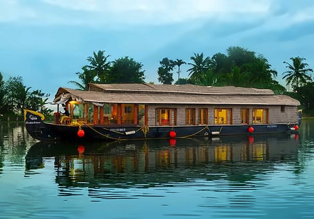 Alapuzzha honeymoon tour